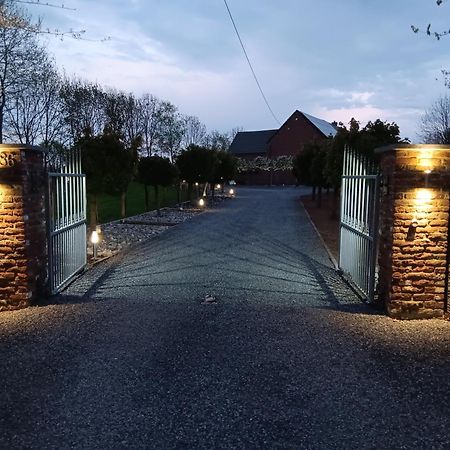 La Chambre Des Daines Бенш Экстерьер фото